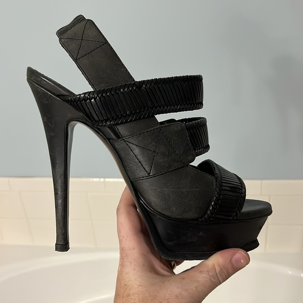 YSL tribute heels - Picture 5 of 8